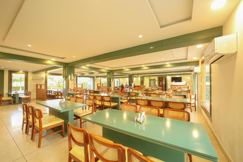 5 Senses Corbett Richness Luxuries Resort ! Destination Wedding & Corporate Events Rāmnagar Exterior foto