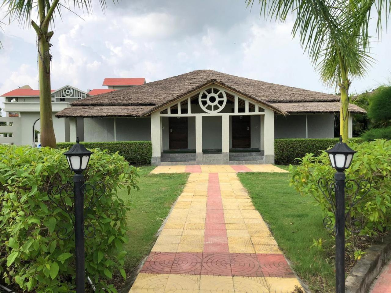 5 Senses Corbett Richness Luxuries Resort ! Destination Wedding & Corporate Events Rāmnagar Exterior foto