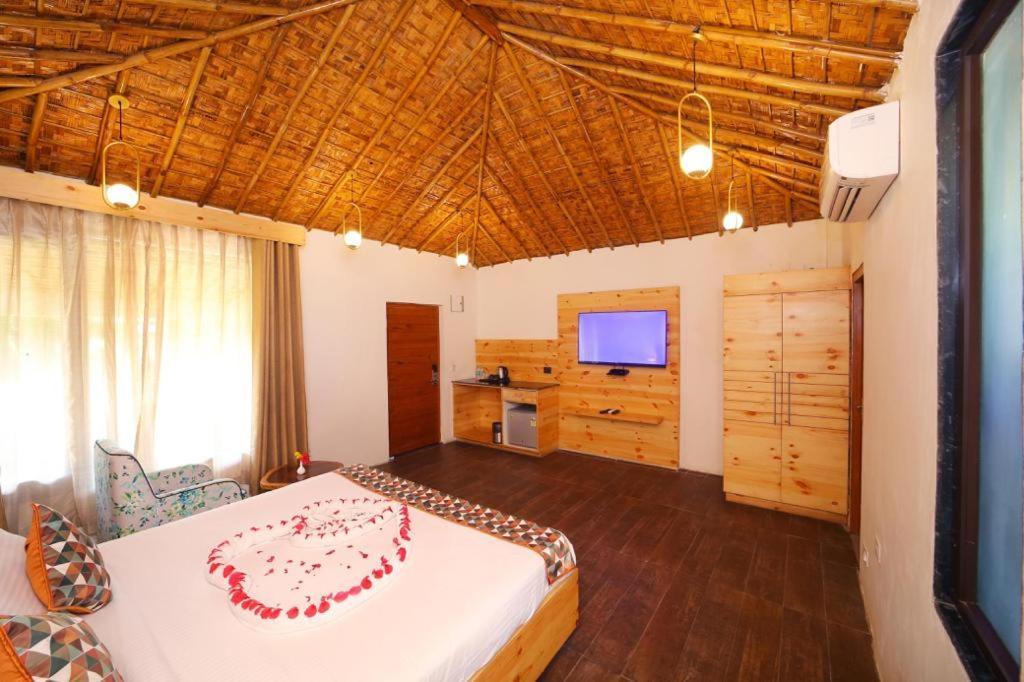 5 Senses Corbett Richness Luxuries Resort ! Destination Wedding & Corporate Events Rāmnagar Exterior foto